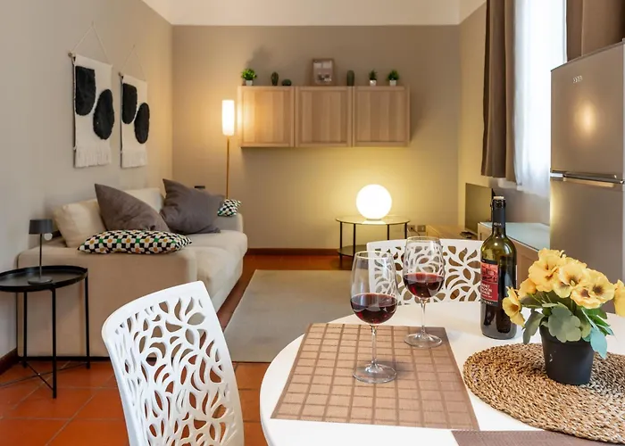 -near Arena & Parking - Pet Friendly Historical Arena Palace * Verona